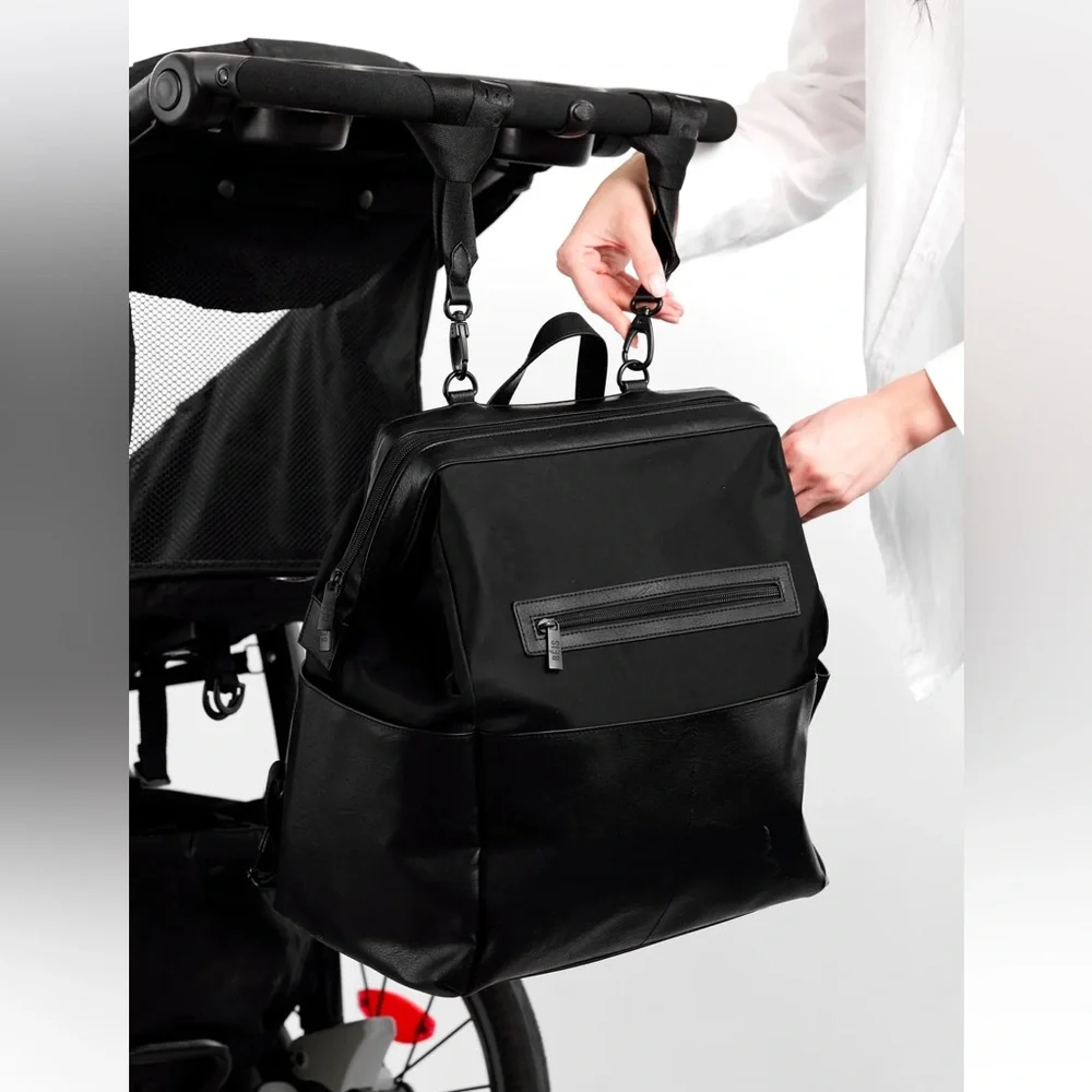 BEIS The Backpack Diaper Bag In Black